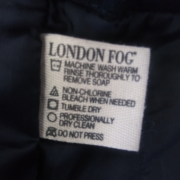 Vintage Black London Fog Coat Size Medium - Picture 12 of 16